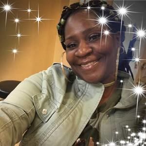 Meet your Posher, Alisa